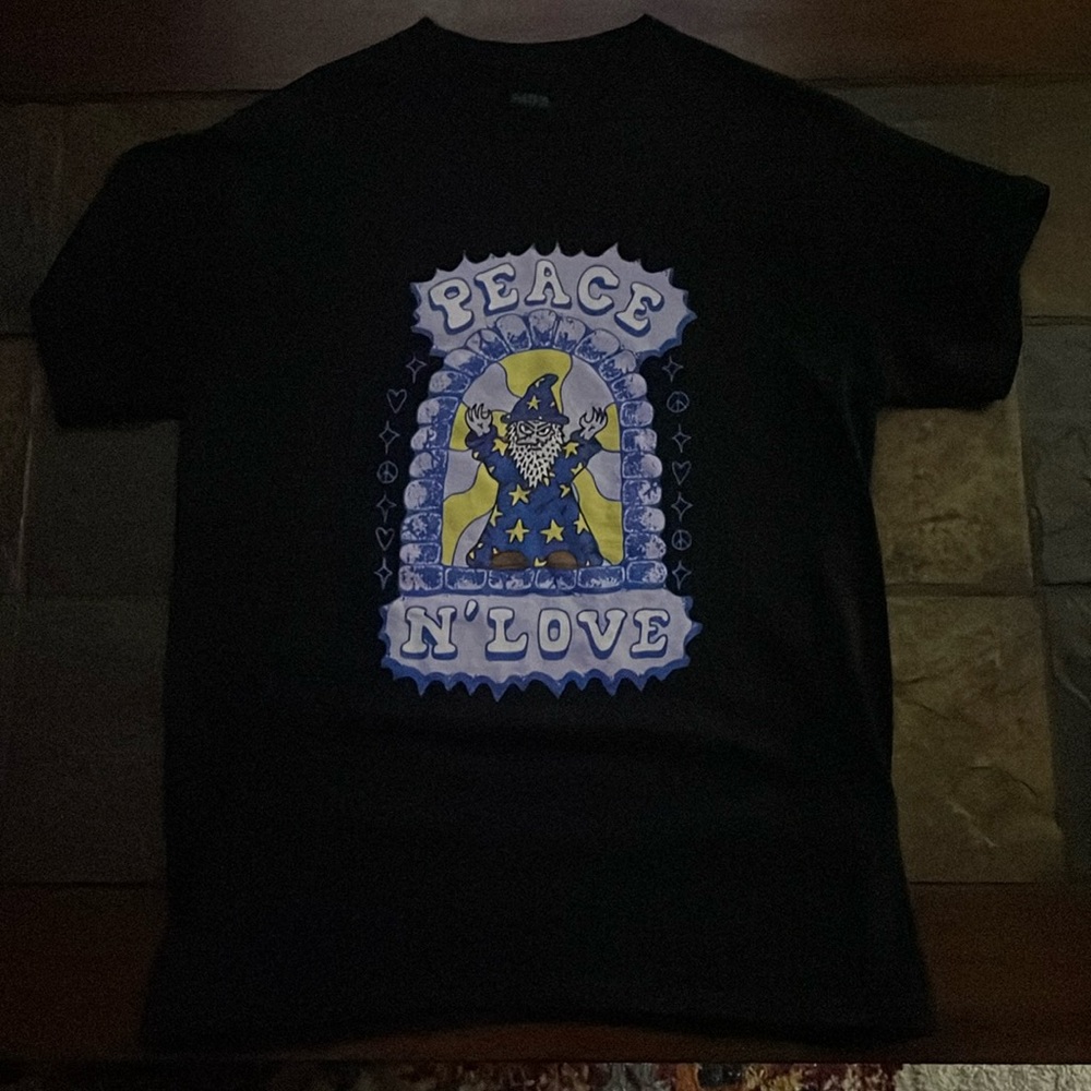 Peace and Love shirt from UrbanOutfitters,size medium,in perfect condition